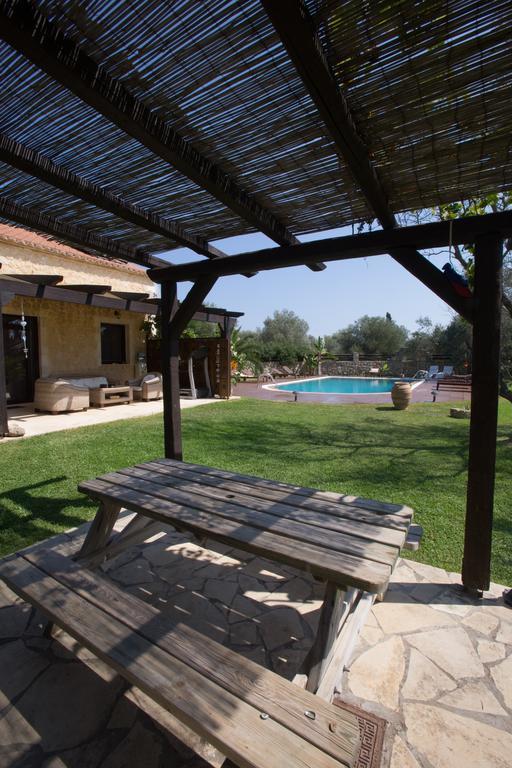 5 Stars Villas Svoronata Exterior photo