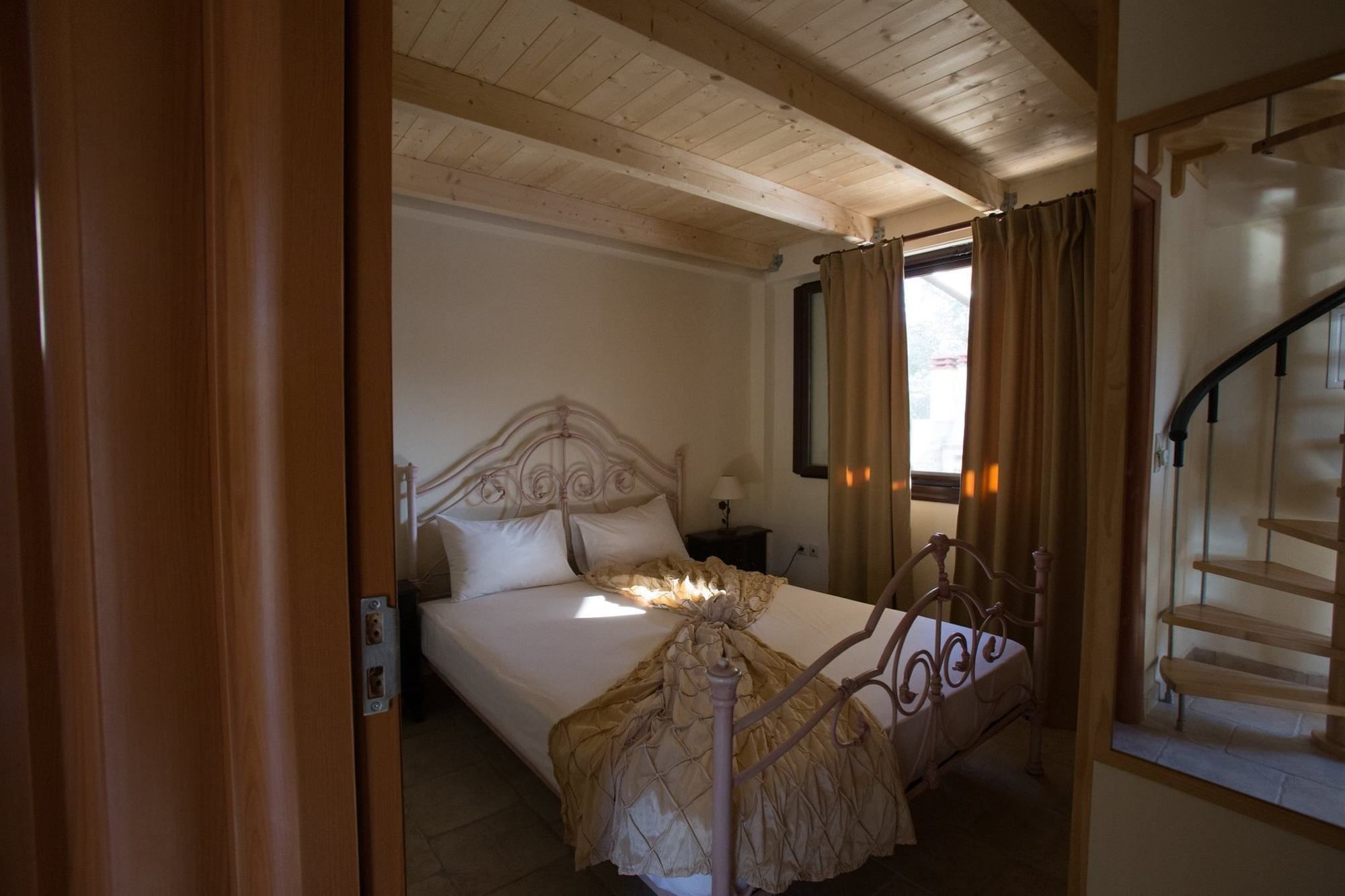 5 Stars Villas Svoronata Exterior photo